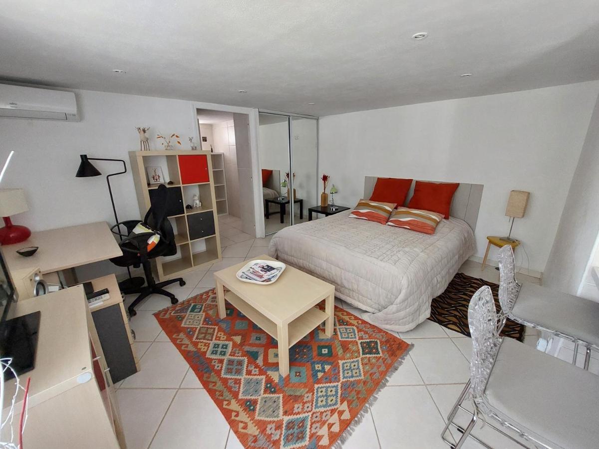 Studio Independant Pres Du Centre Ville Nîmes Kültér fotó